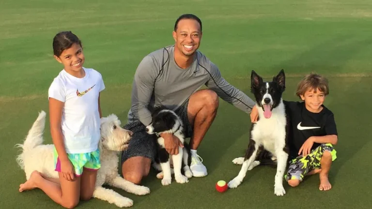 Tiger-Woods-Charlie-Woods-Sam-Woods-Dogs